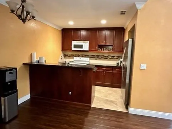 3939 Madison Ave APT 233, North Highlands, CA 95660