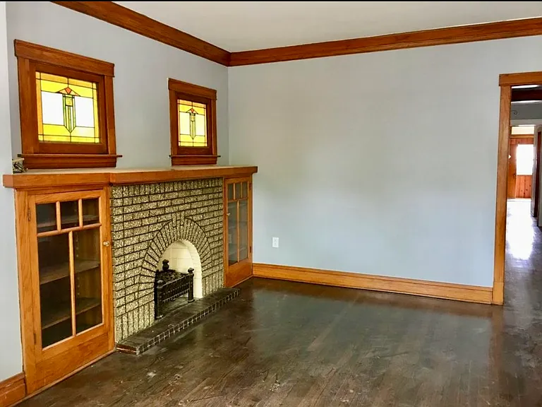 3355 N Harding Ave #1 — Photo 4