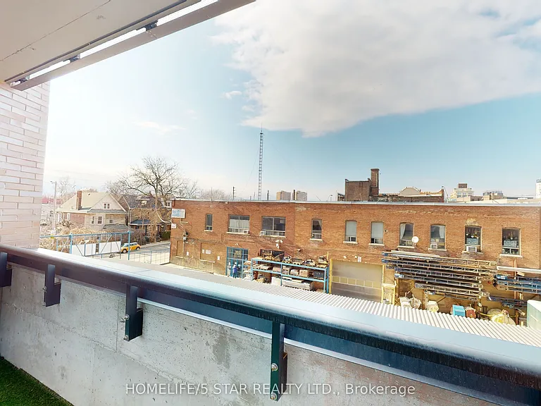 383 Sorauren Ave #310 — Photo 13