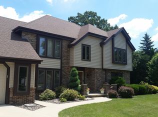 23 Eastbrook Ln, Fond Du Lac, WI 54935