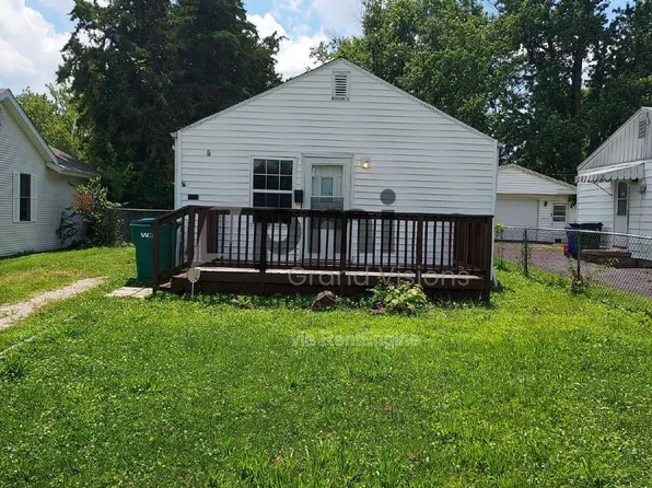 1719 W Olive St, Decatur, IL 62526
