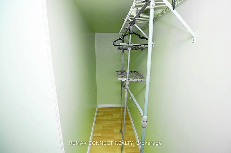 Toronto House for rent - 2 Bedrooms — photo 16