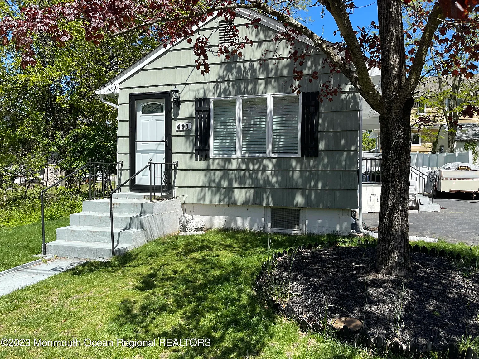 497 Elizabeth Street photo 1