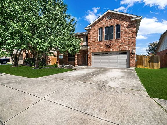 3rd image of 2624 Cloverbrook Ln