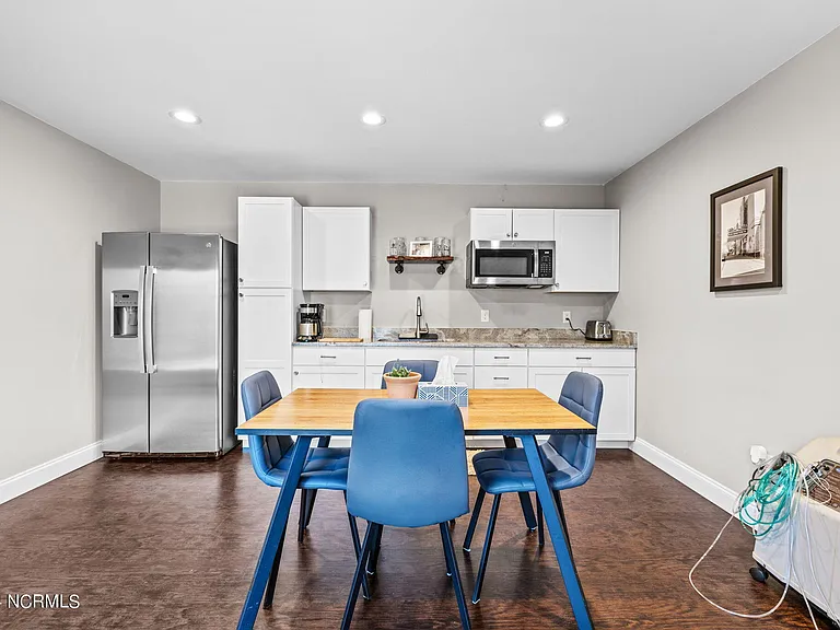 182 Lakeview Dr — Photo 58