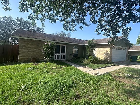 3rd image of 502 Erna Dr