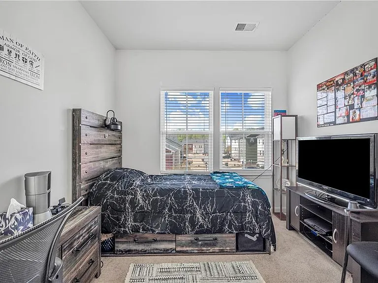 7537 Luminary Dr — Photo 11