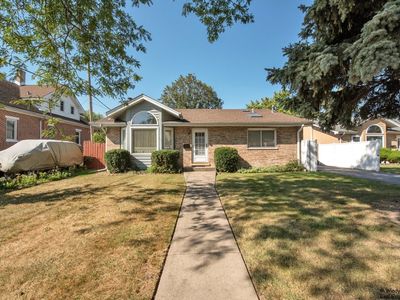 152 N May St, Addison, IL, 60101