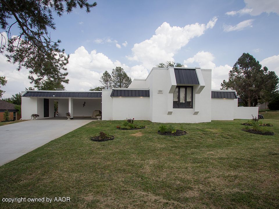1st image of 2204 Woodbury Pl