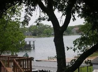 605 Cove Cir, Granite Shls, TX 78654