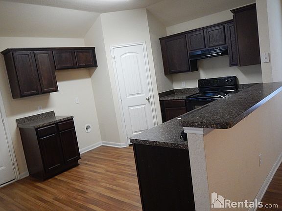 5th image of 4801 Nuevo Laredo Ct