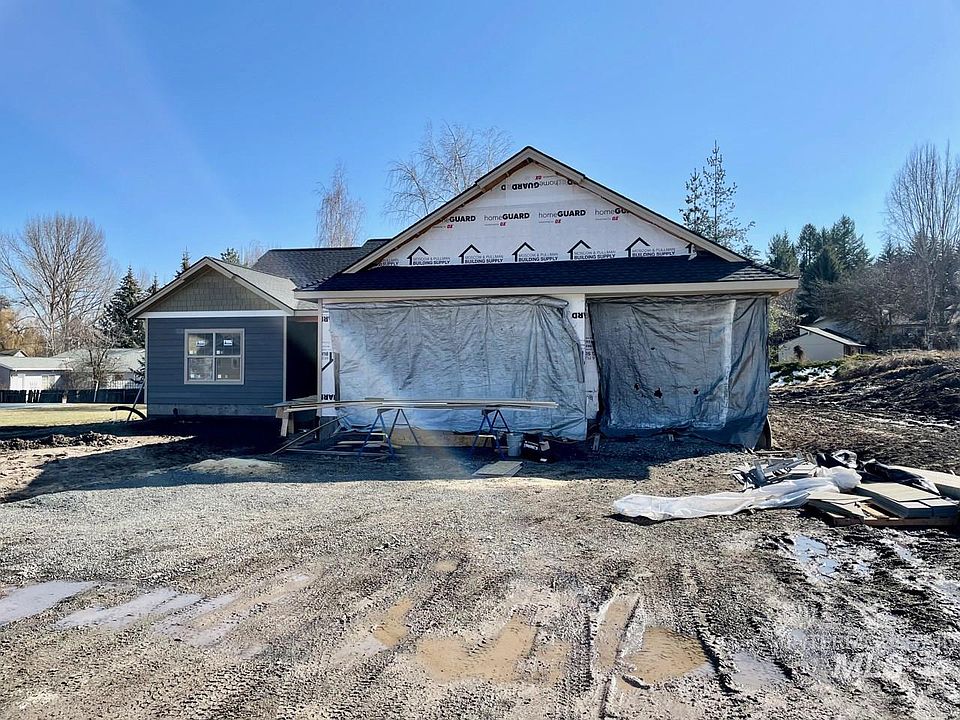 2nd image of 1433 Lanny Dr