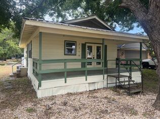 2715 S 2nd St, Waco, TX 76706