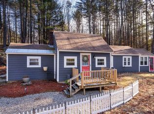 243 Clay Hill Rd, Cape Neddick, ME 03902