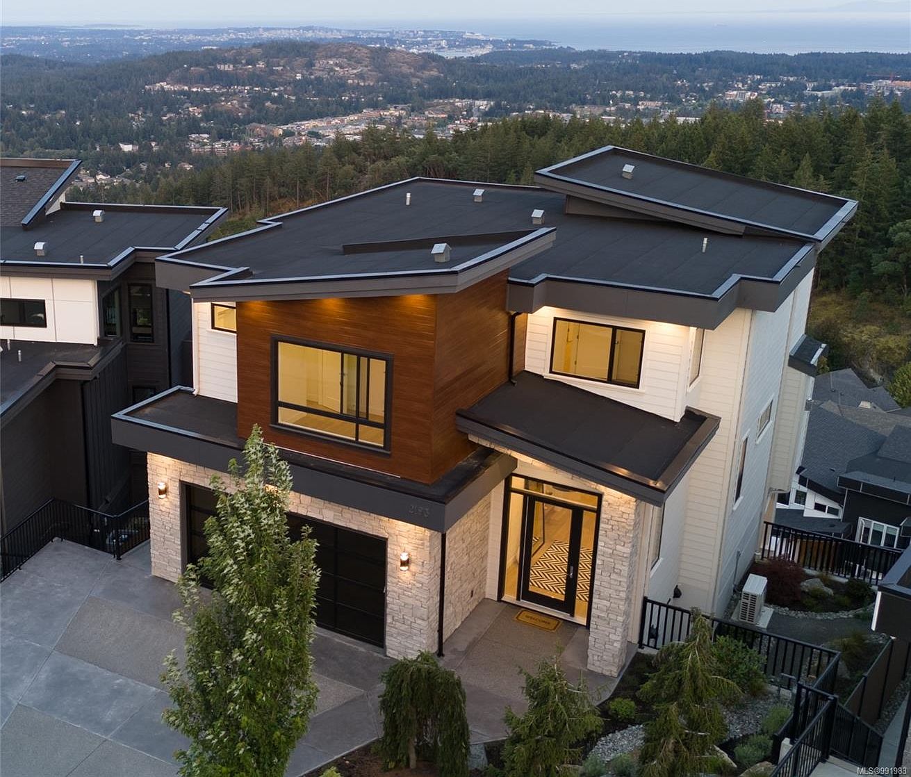 2193 Navigators Rise, Langford, BC V9B 0P4 | MLS #991983 | Zillow