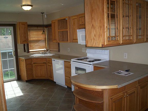 Open Kitchen Floor Plan w/ new cabinets