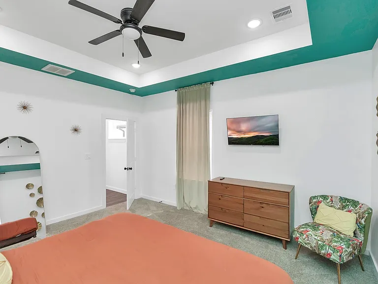 3127 Bolt St — Photo 15