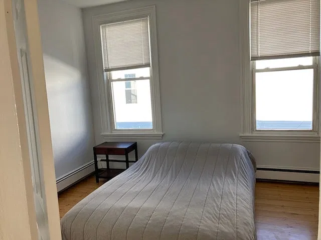 3 bed, 1225 sqft, $3,500 — Photo 3
