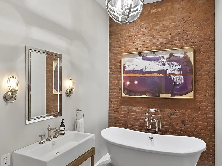 155 Hudson St #2S — Photo 14
