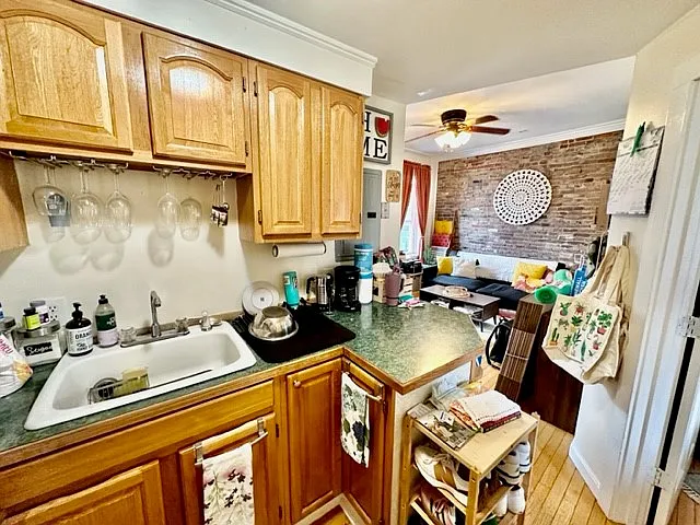 472 Commercial St #4 — Photo 11