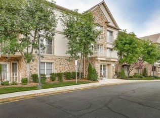 24 N De Baun Ave UNIT 101, Suffern, NY 10901