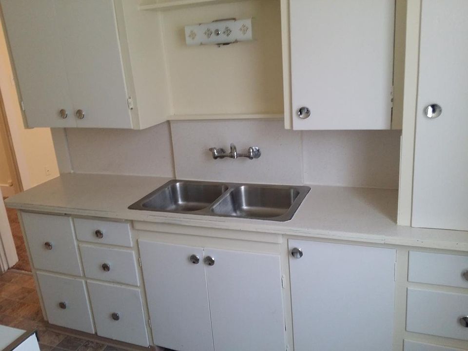 Beautiful bright kitchen