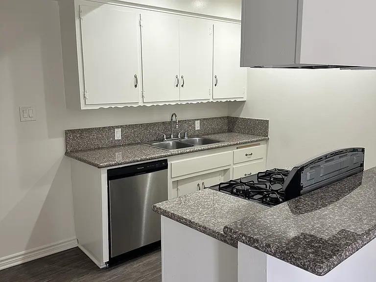 Cornerstone Apartments — Photo 7