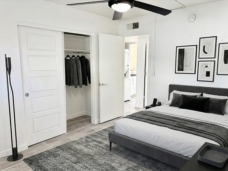 Fairmount Villas — Photo 18