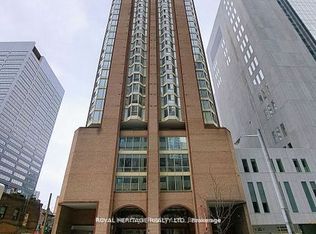 55 Centre Ave #2307, Toronto, ON M5G2H5