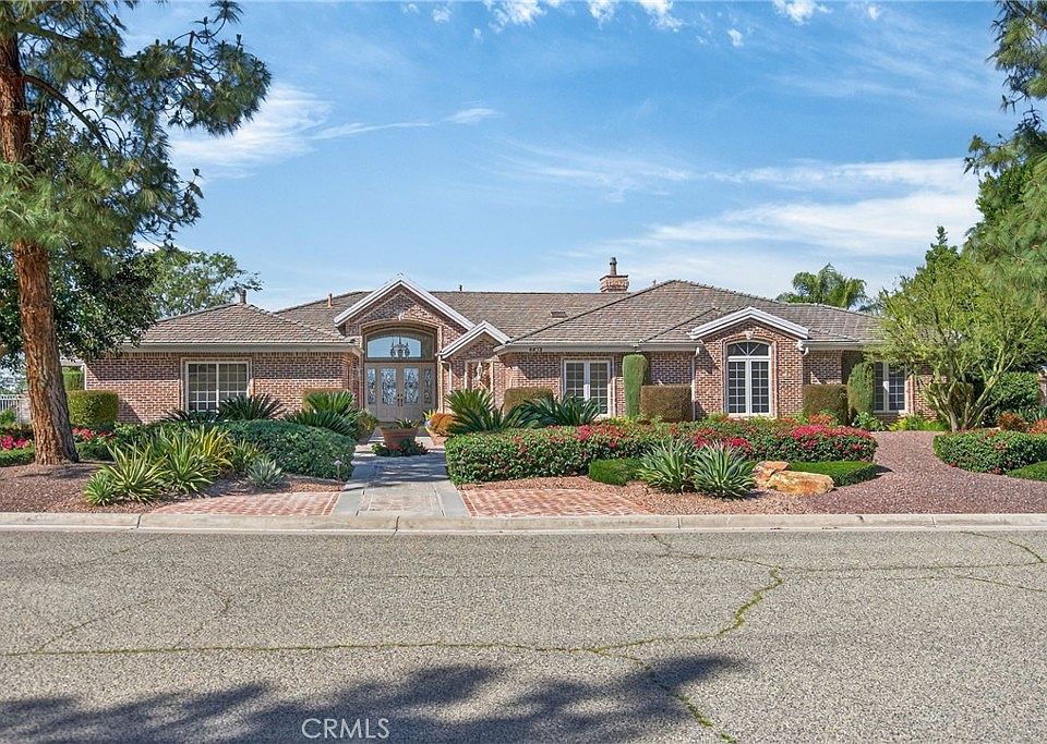 1st image of 6872 Chartwell Dr