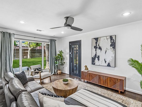 5th image of 9809 Lanshire Dr