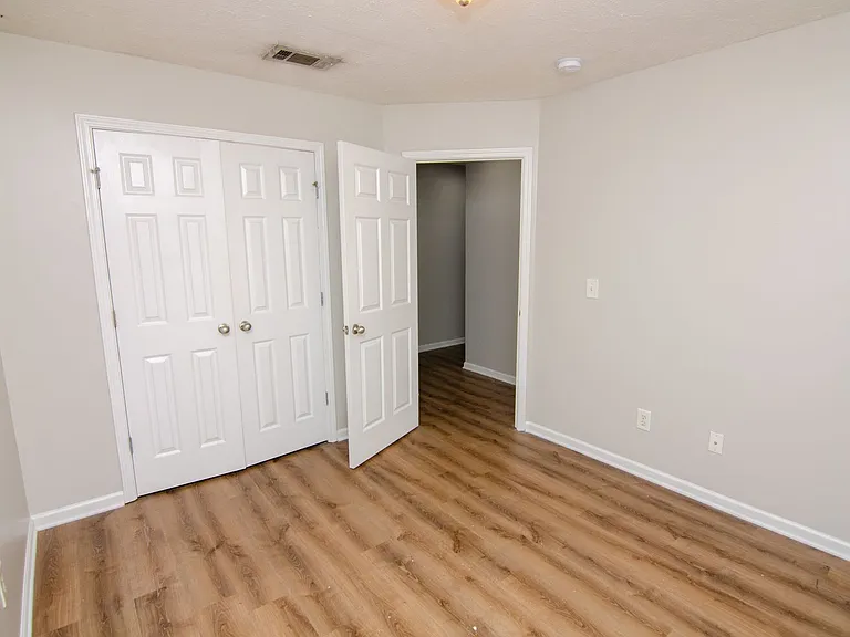 1912 Portview Dr — Photo 18