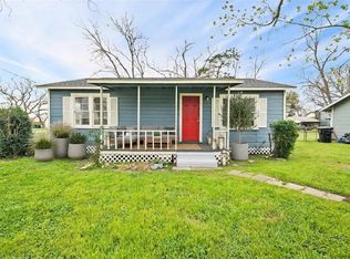 234 E Texas St, Brazoria, TX 77422