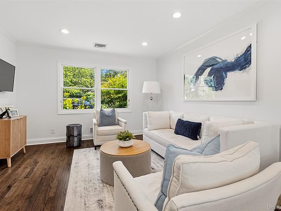 5th image of 116 Huntley Drive