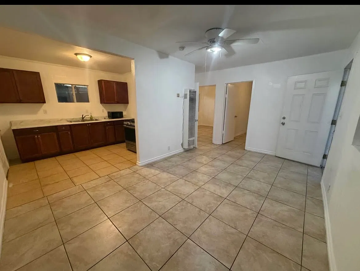 2 bed, 650 sqft, $1,800 — Photo 1