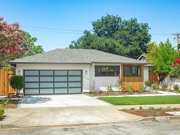 3rd image of 2489 Lost Oaks Dr