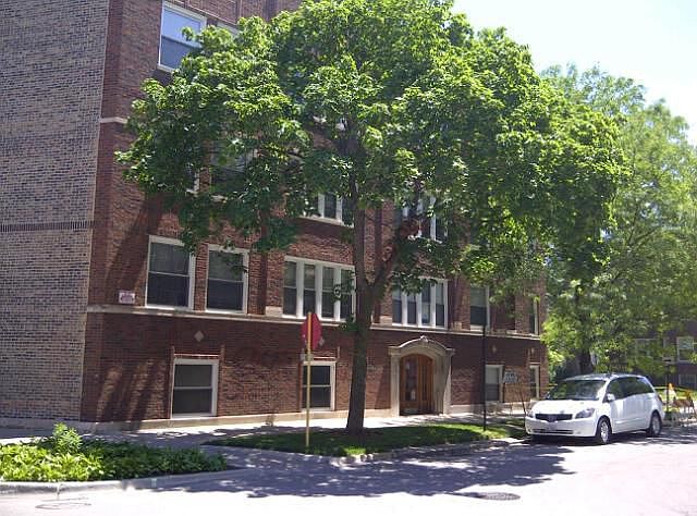 1st image of 1644 W Fargo Ave #G