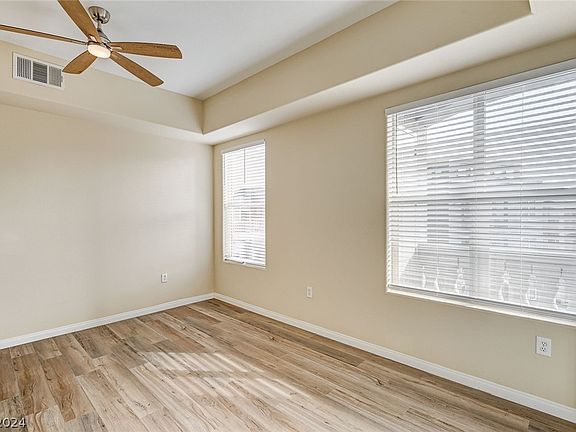 5th image of 32 E Serene Ave Unit 415