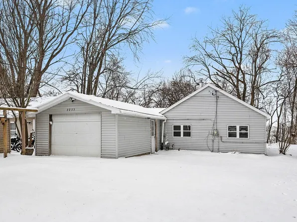 7755 N Woodland Rd, Lake Odessa, MI 48849