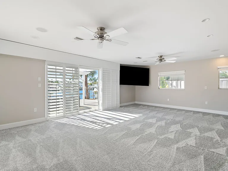 482 Hermosita Dr — Photo 83