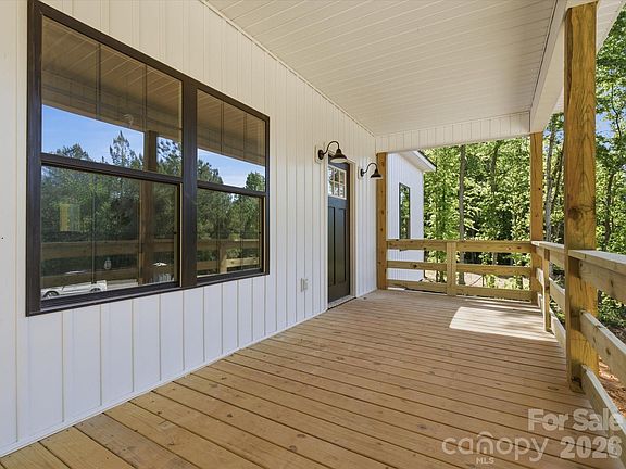 5th image of 1416 Blackbird Dr