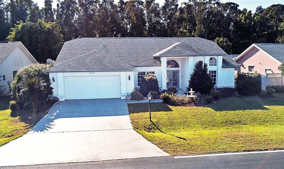 1st image of 22674 Fountain Lakes Blvd
