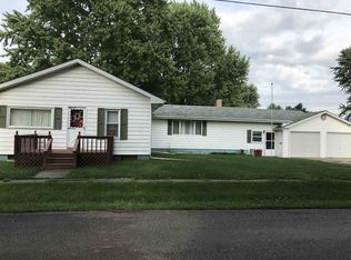 538 N 9th St, Cuba, IL 61427