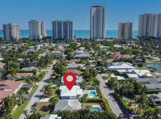 1131 Surf Rd, Riviera Beach, FL 33404