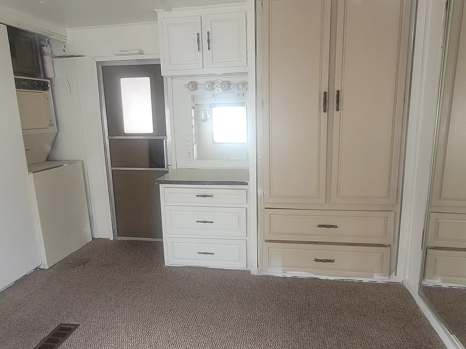 4220 E Main St — Photo 2