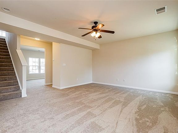 5th image of 5478 Brandon Bluff Way