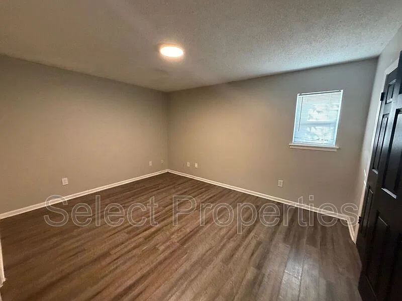 2 bed, 2.0 bath, 600 sqft, $800 — Photo 4