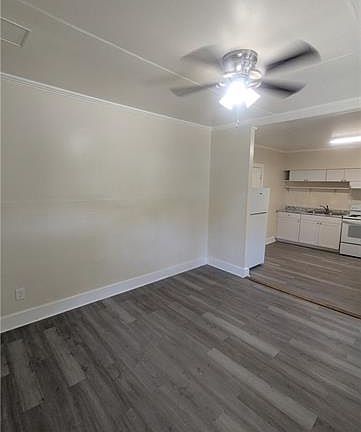 3rd image of 642 Terrace St #B