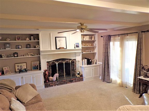 5th image of 33 Stratford St