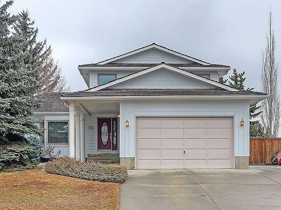 5th image of 182 Woodbend Way SE